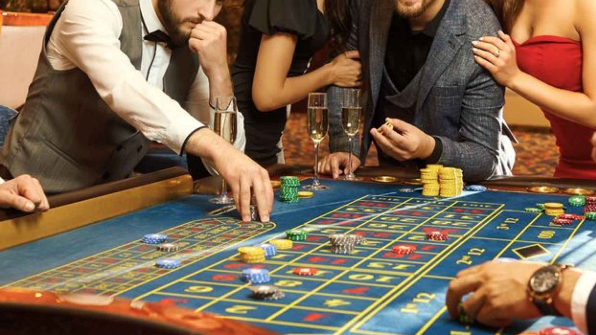 How Regular Software Improvements Benefit Online Poker Players